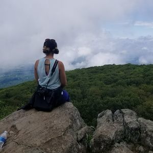 Meet your Posher, Raisa